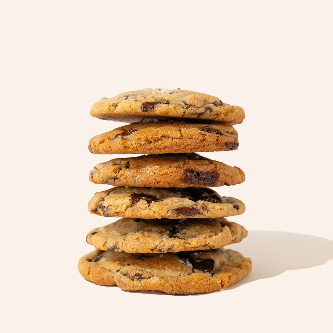 stack of chcolate chip cookies